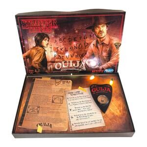 2017 'Stranger Things" OUIJA Board Game Horror Spooky Netflix Show 100% COMPLETE